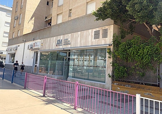 Imagen de la gestoría en la que operaba Francisco Gutiérrez 'Paco el Bueno' en Vélez-Málaga.