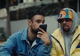 Illojuan y SpokSponha, en el vídeo promocional del disco