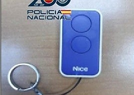 Imagen del mando inhibidor.