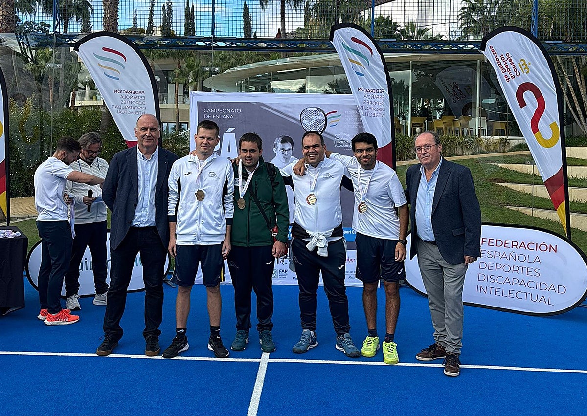 Imagen secundaria 1 - Éxito de 'Palas Para Todos' en el Campeonato de España de pádel adaptado
