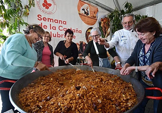 Jubrique celebra su evento gastronómico 'Hashtag Castañas' con degustaciones y talleres.
