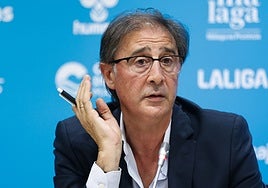 Loren Juarros, en su comparecencia pública más reciente hasta ahora, la renovación de Larrubia.