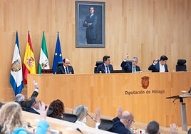 Imagen de una de las votaciones durante el pleno ordinario de noviembre.