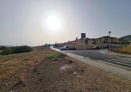 Calle Timón, perpendicular a Campanario de Retamar.