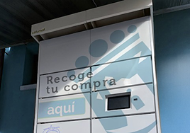 Imagen de las taquillas inteligentes instaladas en el Mercado Central marbellí.