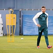 Funes, en la sesión de entrenamiento del jueves, en el Anexo de La Rosaleda.