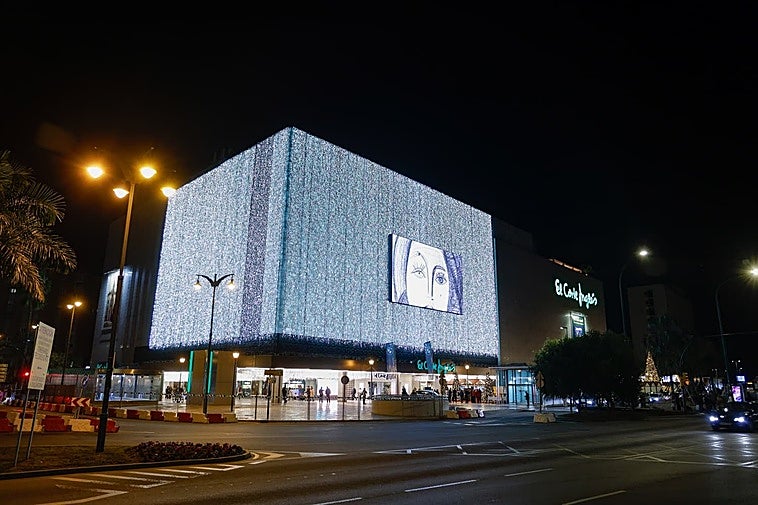 El Corte Inglés ya ilumina la Navidad en Málaga