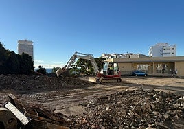 Inicio de las obras de remodelación de la Plaza Colón de Estepona.