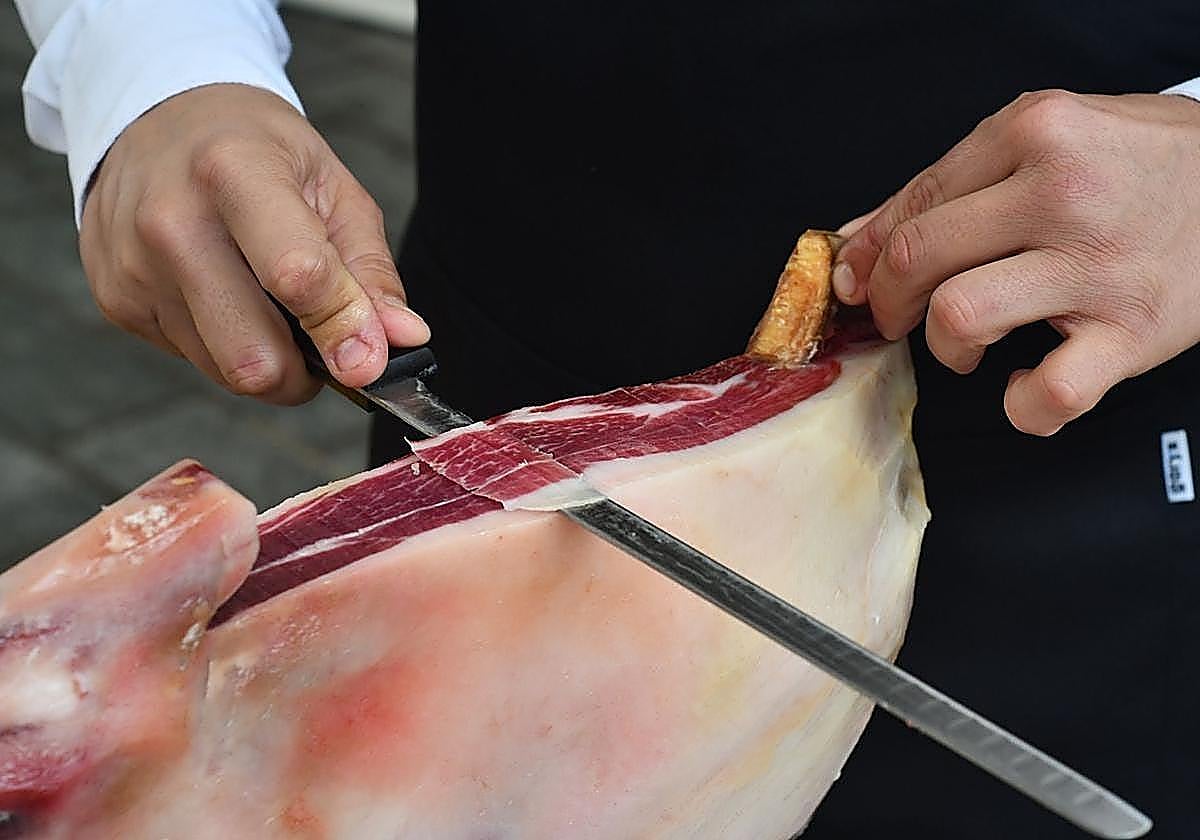 Degustaciones y conciertos en la Feria de la Chacina de Benaoján