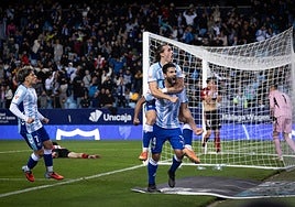 Recio y Galilea celebran el gol del vasco el pasado domingo.