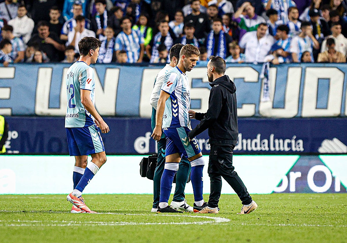 Brasanac, siendo sustituido ante el Córdoba.
