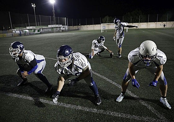 El fútbol americano lucha por sobrevivir en Málaga
