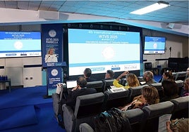 La alcaldesa, Ángeles Muñoz, en su intervención en la cita, que se celebra en el Palacio de Congresos Adolfo Suárez.