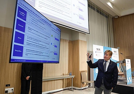 Ignacio Herrero, representante de China Three Gorges, este viernes en un foro organizado por Vocento y la Cátedra China.