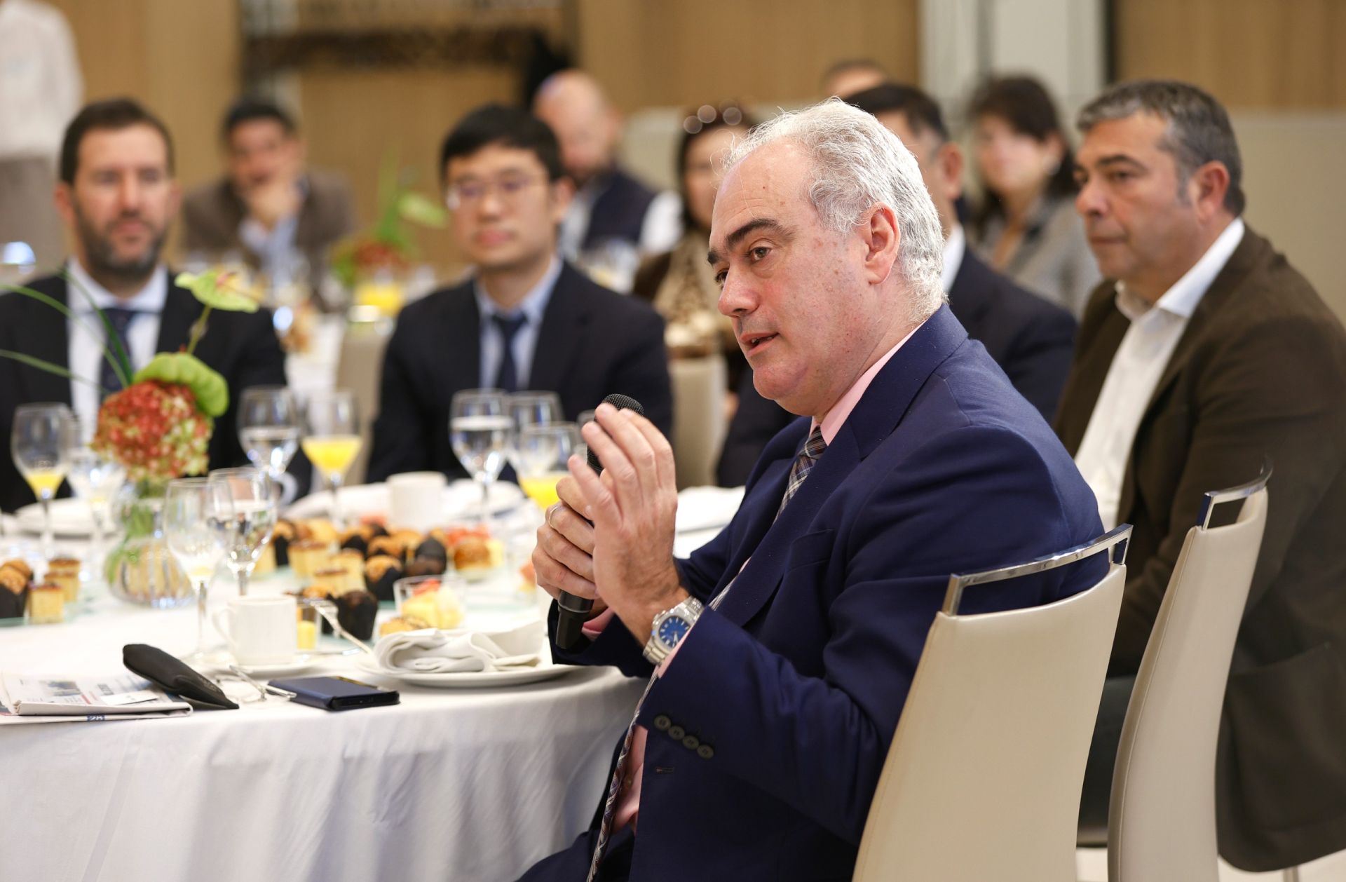 La mayor compañía de energías renovables de China presenta en Málaga sus planes de expansión