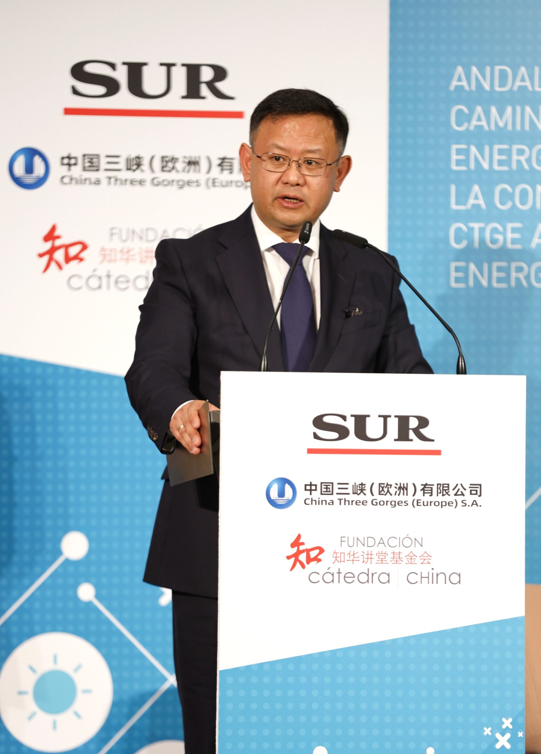 La mayor compañía de energías renovables de China presenta en Málaga sus planes de expansión