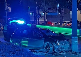 Imagen del estado en el que quedó el vehículo siniestrado este pasado sábado en Torre del Mar.