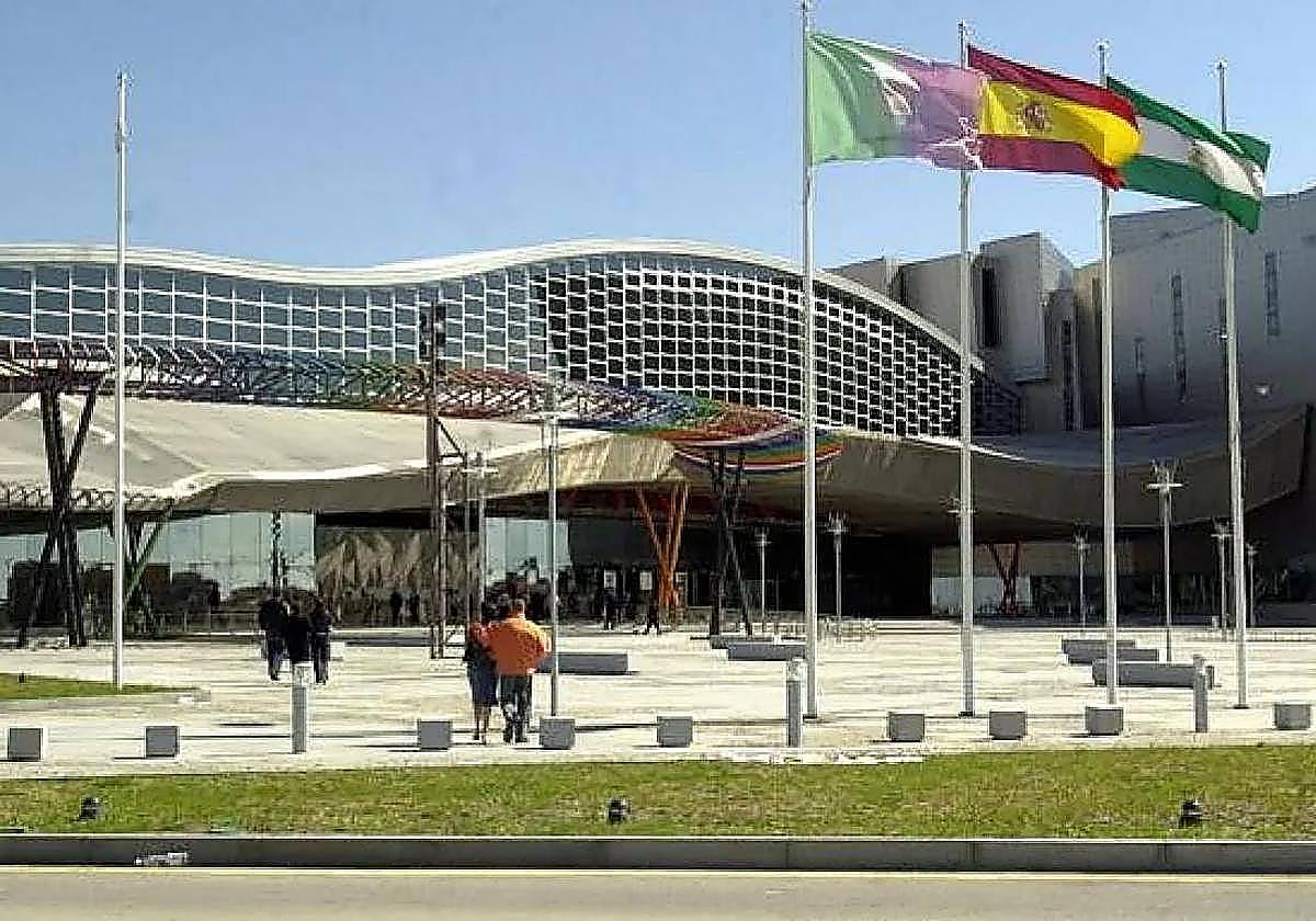 El Palacio de Ferias de Málaga inaugura con danza su programa de actividades de Navidad