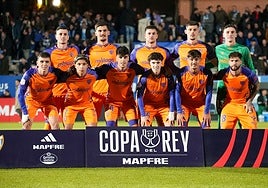 El once inicial, con todas las rotaciones posibles, del Málaga, con Murillo, Chupete, Rafa, Montero, Carlos López (arriba), Gabilondo, Haitam, Lobete, Ochoa, Arriaza y Dani Sánchez (abajo).
