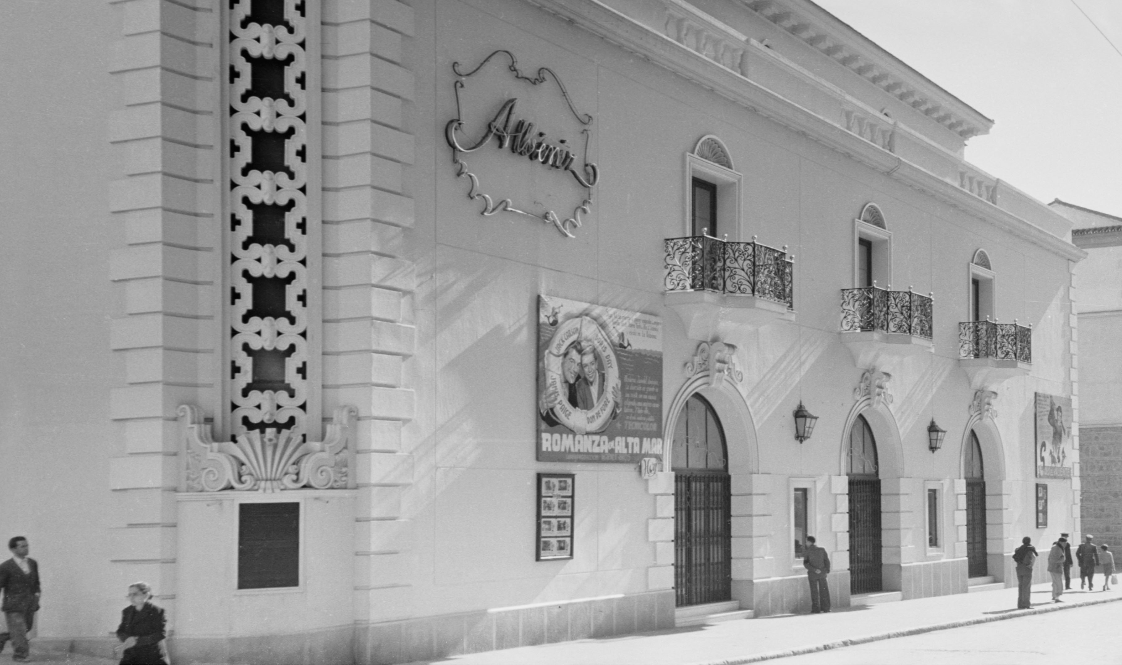 Imagen antes - Albéniz, el último cine de Málaga, cumple 80 años