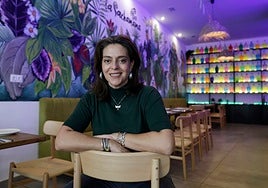 Cristina González, propietaria de La Pachamama, en una foto de archivo en el antiguo local.