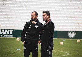 Abraham Paz, en su primer entrenamiento como entrenador del Antequera.