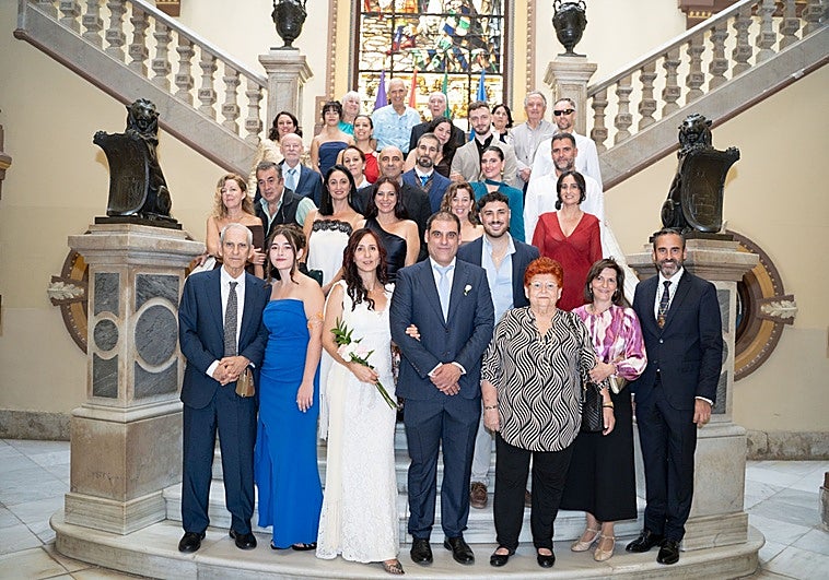 Los socialistas van de boda en la Casona: se casa Sergio Cobos, el técnico de comunicación