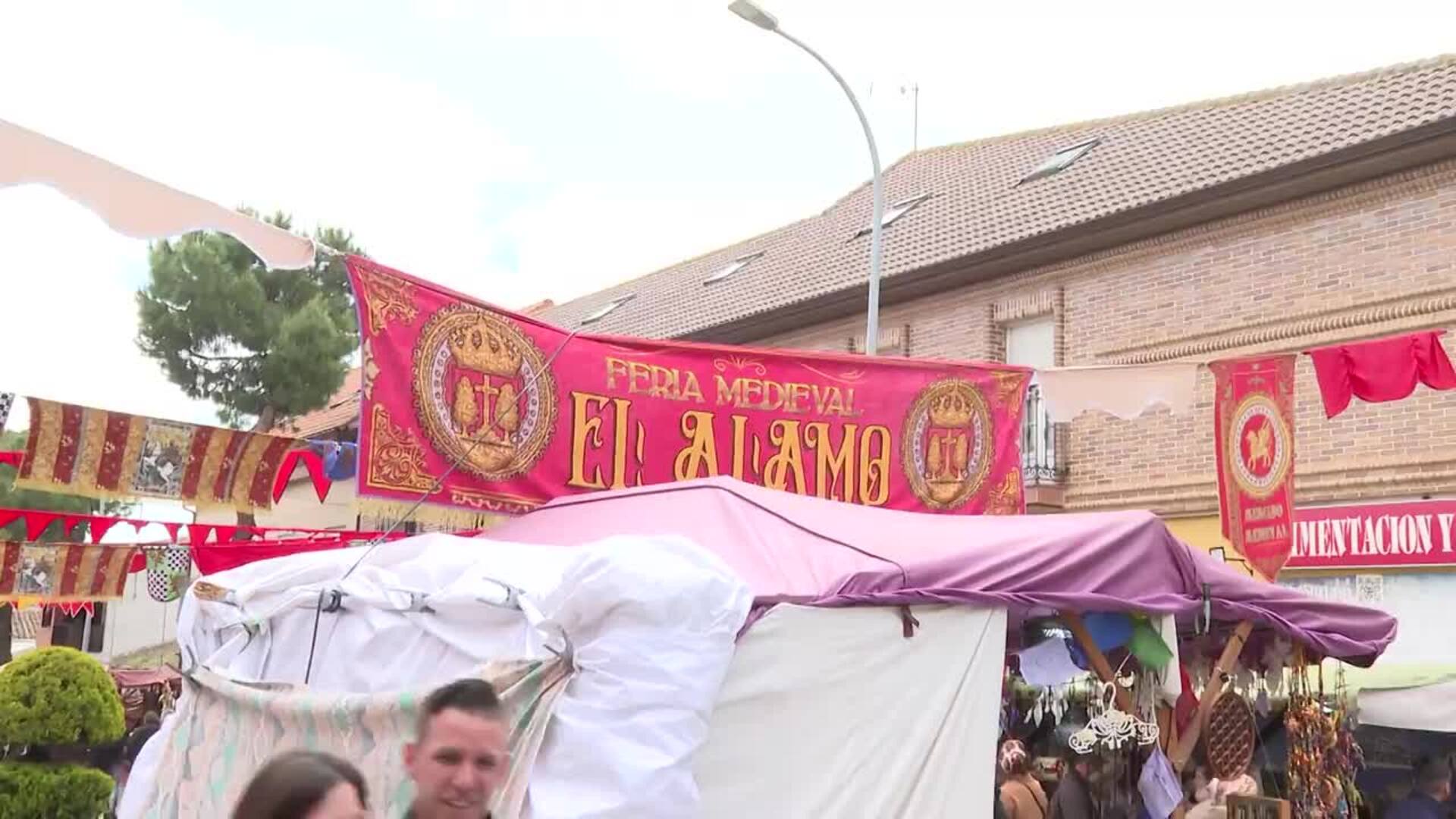 El Álamo cierra su feria más consolidada con más de 400 puestos y actividades