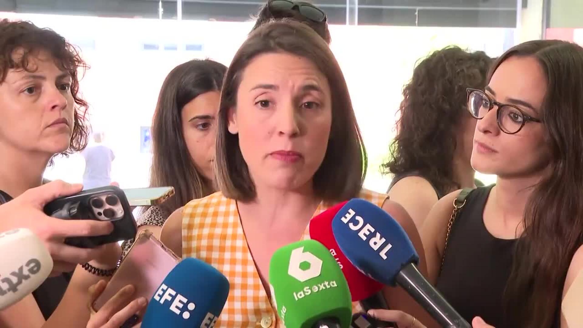 Irene Montero: "Sentar en el banquillo al FGE responde a que hay golpistas" en ámbito judicial