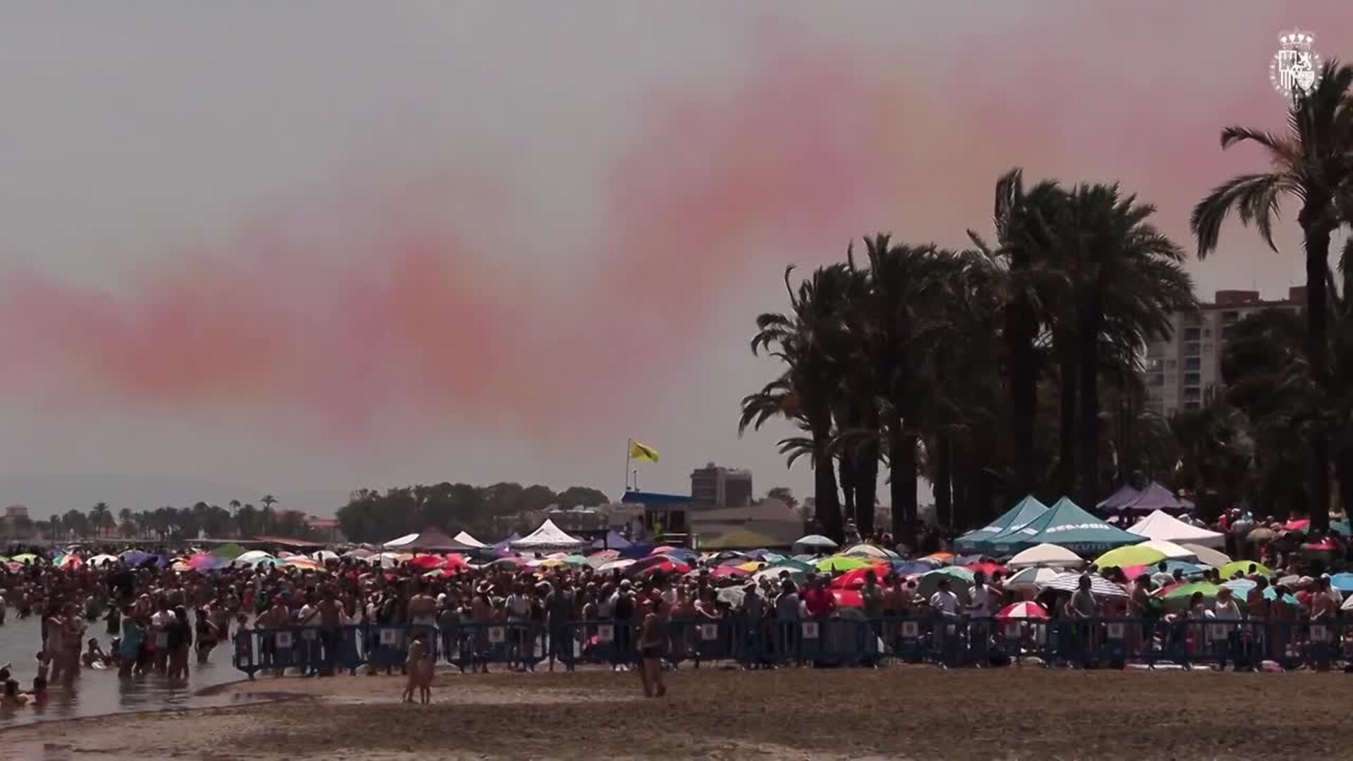 La Patrulla Águila se despide en Murcia arropada por miles de personas después de 40 años