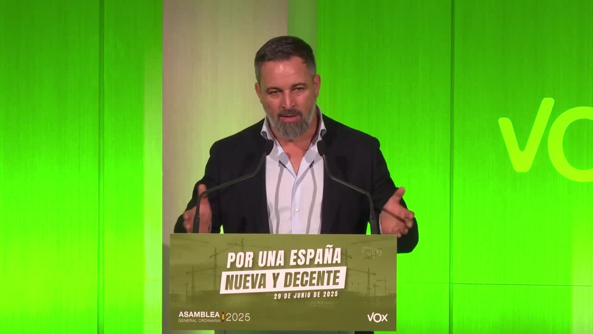 Abascal, sobre Feijóo: "Tiene mucha prisa por llegar, espera que caiga la fruta madura"