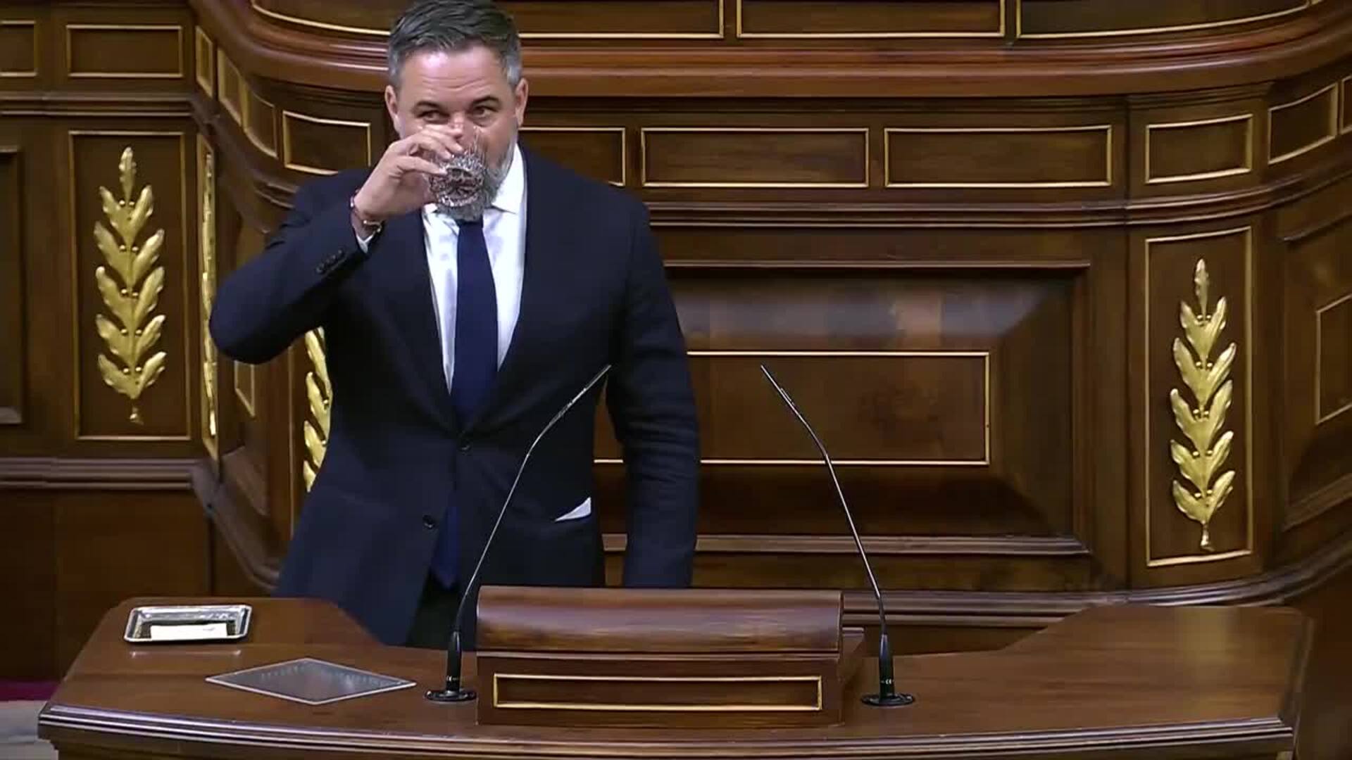 Abascal reta a Armengol a borrar del diario de sesiones sus lazos con Aldama