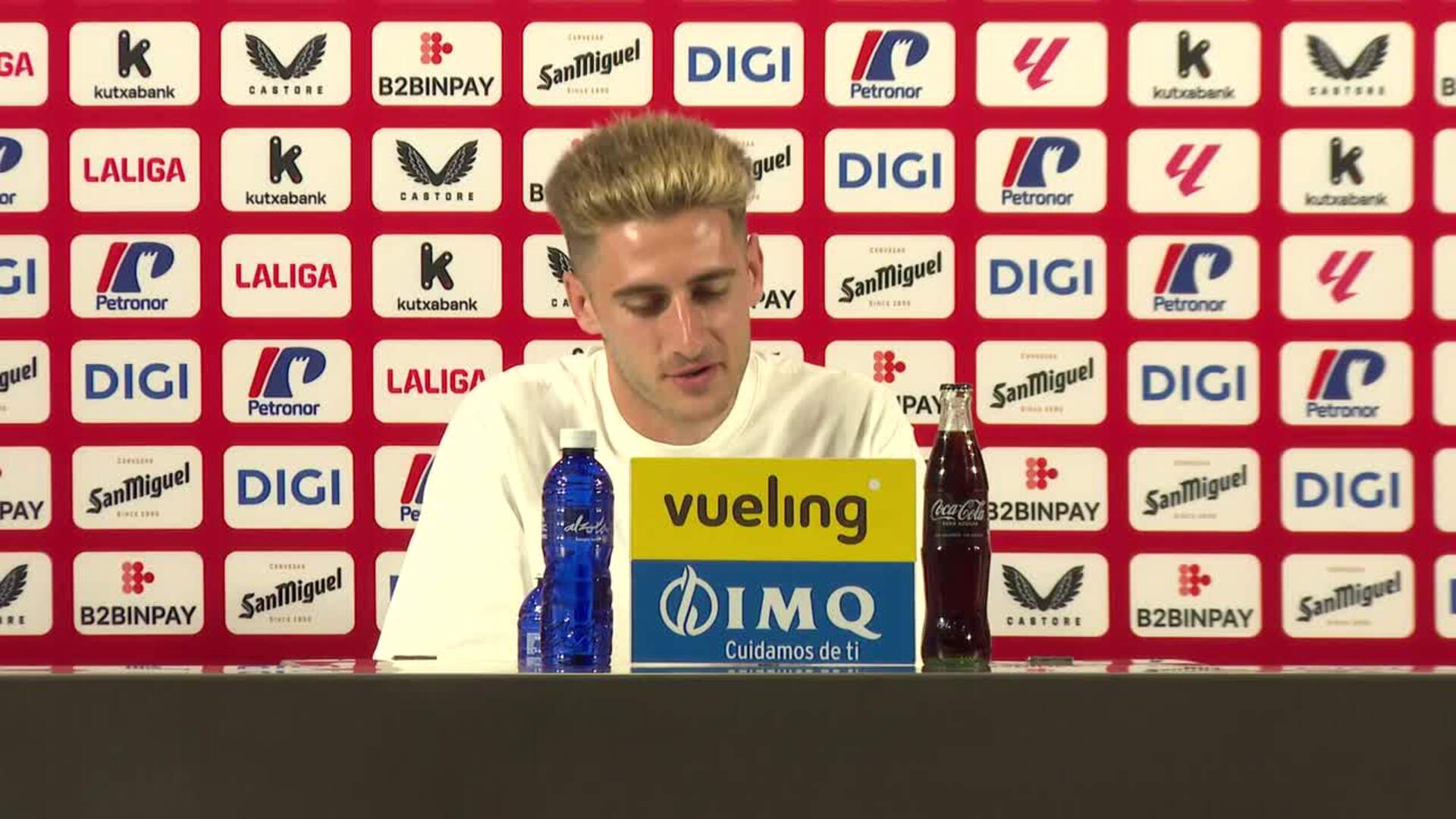 Robert Navarro, nuevo fichaje del Athletic: "Ojalá jugar junto a Nico para meter muchos goles"