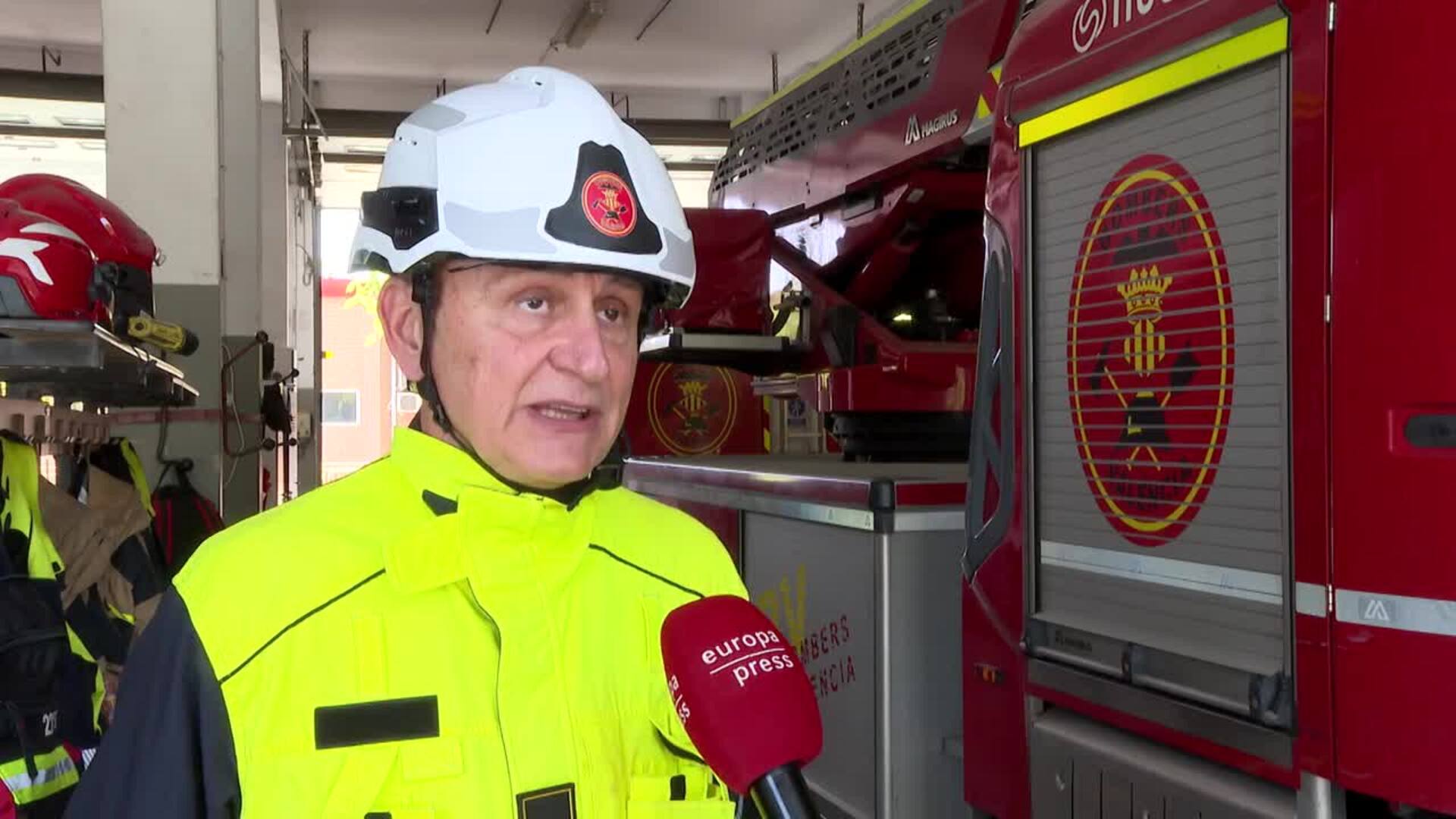 Bombero insta a "ayudar a la vegetación" y "tener cuidado" durante esta ola de calor