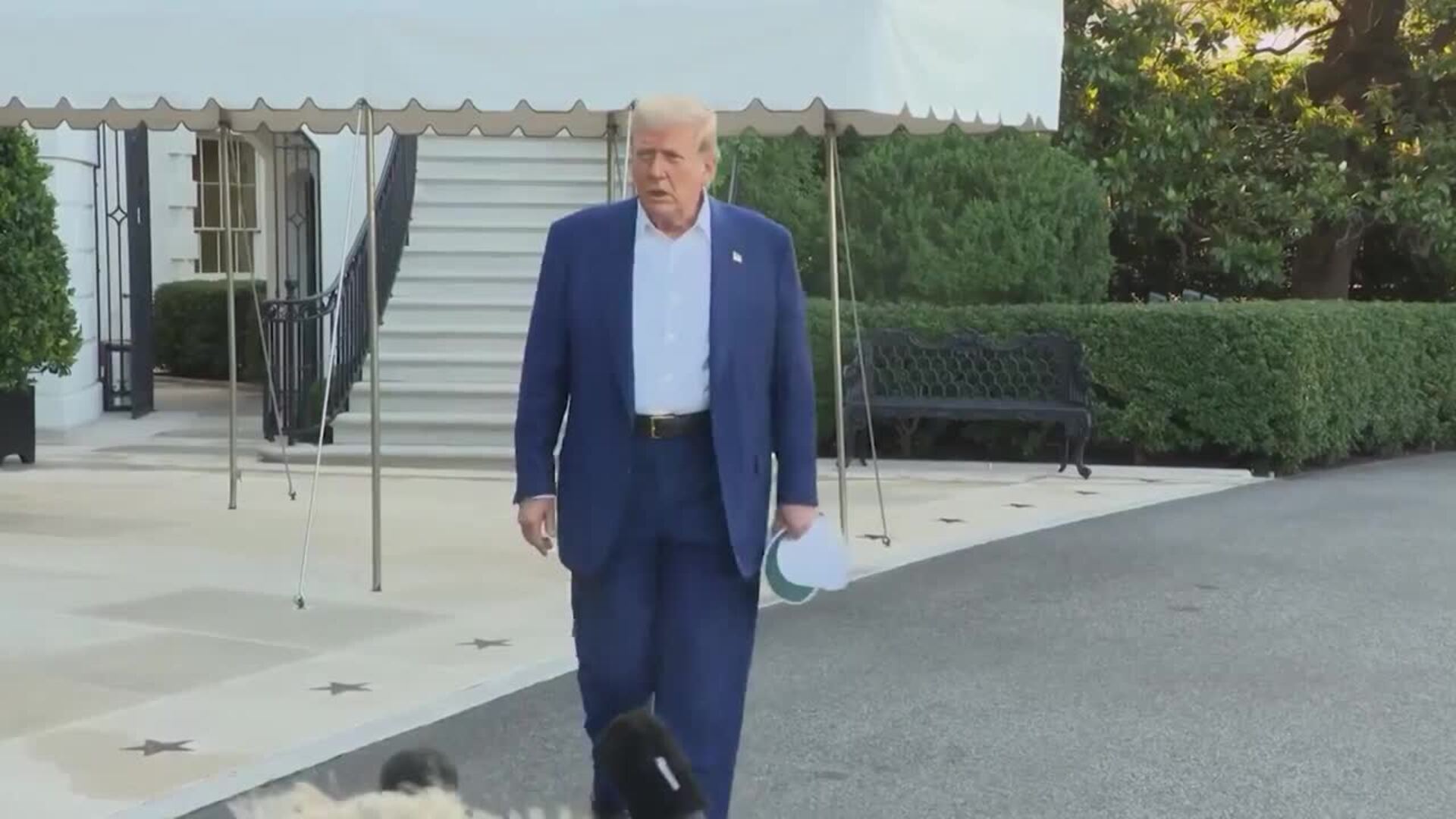 Trump apunta a un tercer ataque de EEUU contra una embarcación venezolana en el Caribe