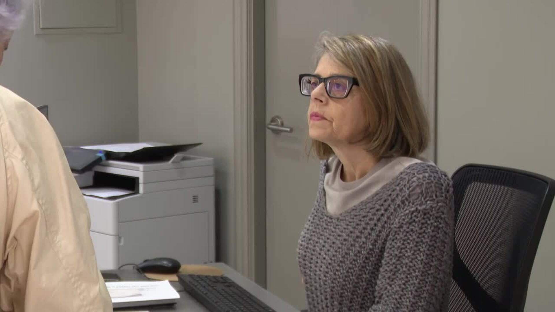 Imserso inicia venta de viajes con "tranquilidad" y Benidorm y Canarias como destinos favoritos