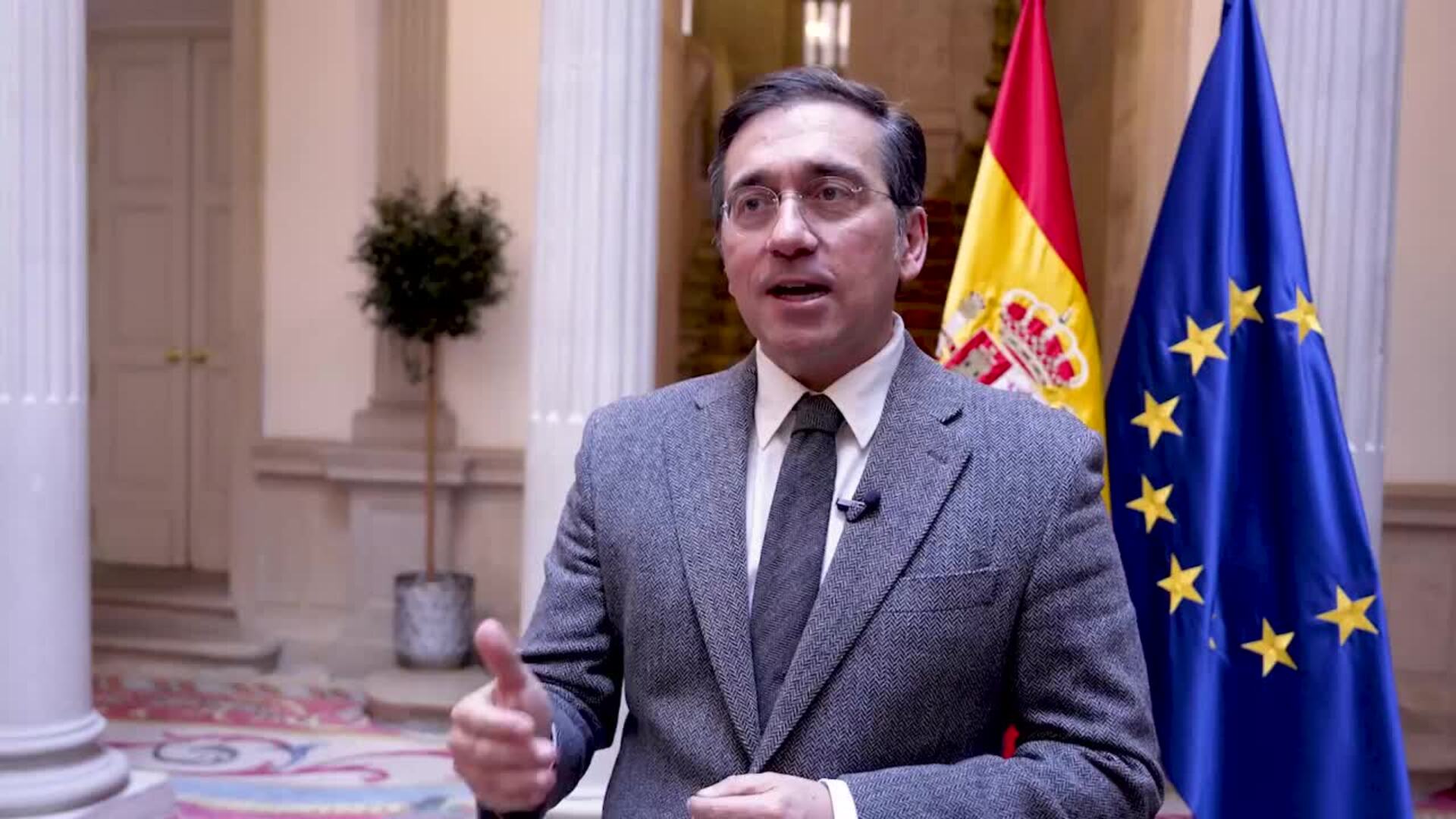 Albares pide "decisiones con rapidez" para Ucrania en el marco de la UE