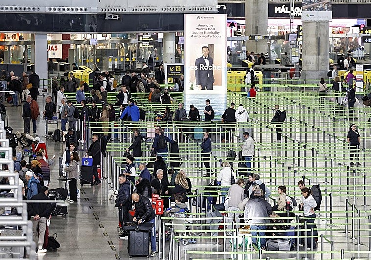 El aeropuerto de Málaga, a tres millones de pasajeros de su capacidad máxima