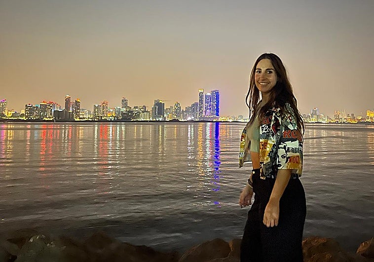 Karen Gómez, malagueña en Baréin: «Vimos pasar un dron por delante, esto es una pesadilla»