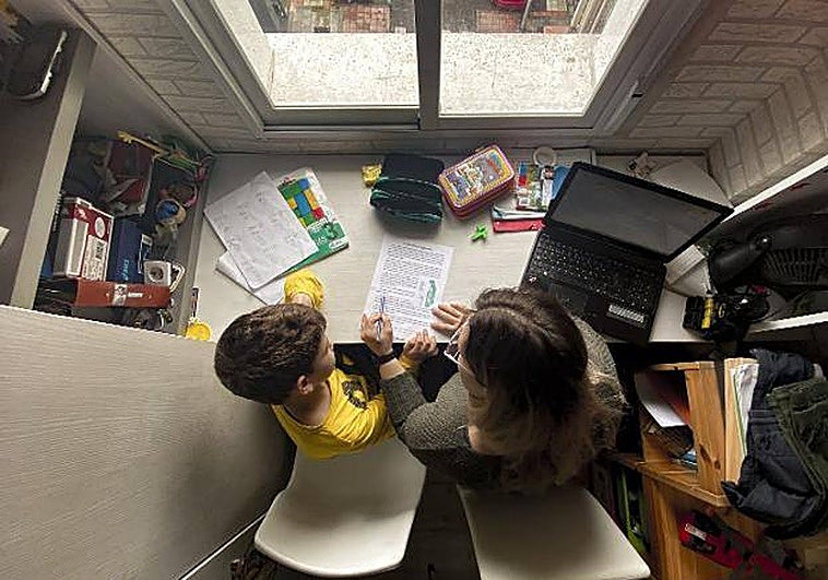 El Supremo zanja el debate: los periodos de excedencias por cuidado de hijos deben constar en la vida laboral del trabajador