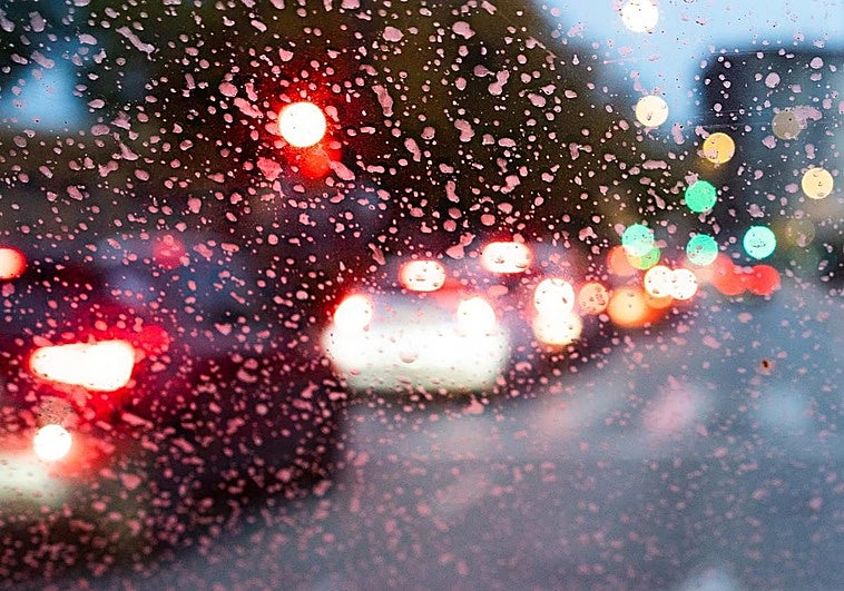 La borrasca Regina arrecia y pone a Málaga en aviso por tormentas con posibilidad de granizo