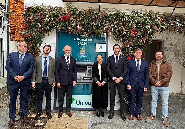 La Junta de Andalucía amplía su red contra la exclusión financiera con un cajero en Igualeja