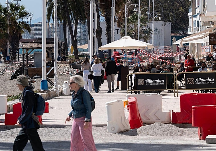 Los empresarios de hostelería urgen al Ayuntamiento de Málaga a terminar las obras del paseo marítimo de Pedregalejo