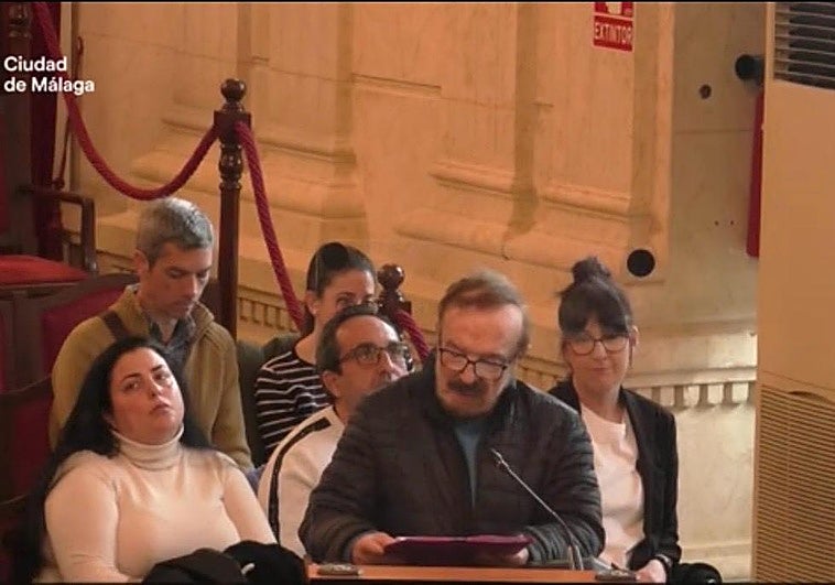 El PP vuelve a votar en contra de la regularización extraordinaria de inmigrantes y deja solo al alcalde con «su error»