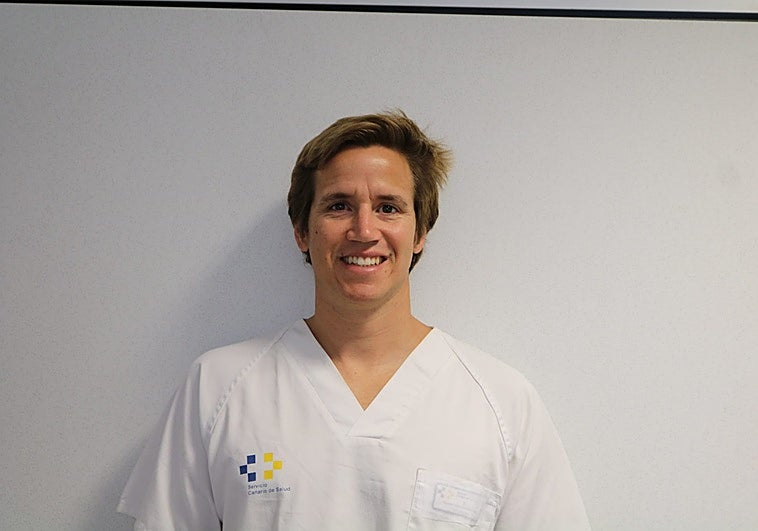 De El Palo a la élite de la dermatología mundial: el malagueño que liderará la lucha global contra la sarna