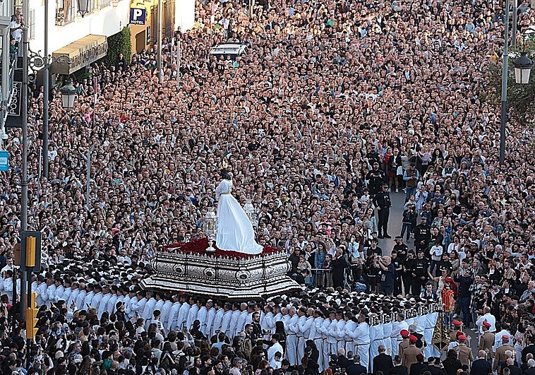 Pulseras gratis para no perder a tus hijos en Málaga: cómo y dónde solicitarlas