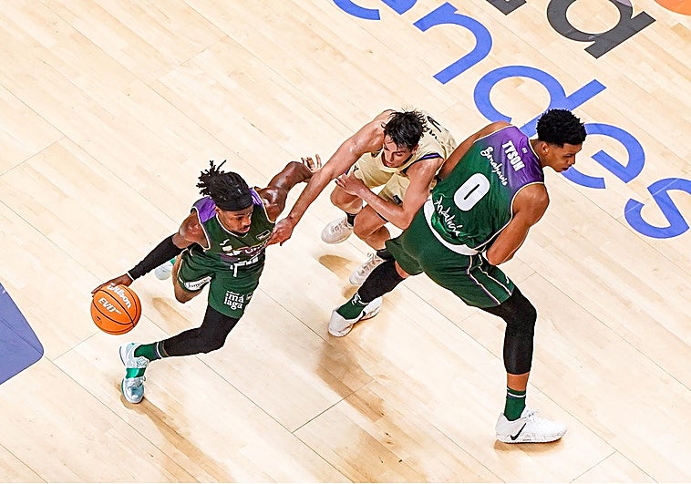 Al Unicaja se le hace bola la Euroliga