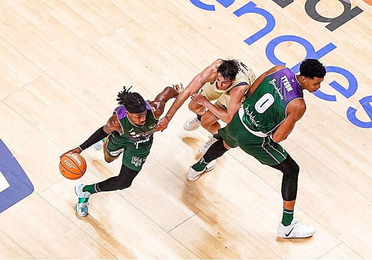 Al Unicaja se le hace bola la Euroliga