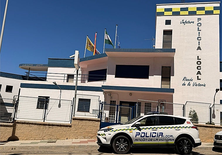 Cinco vehículos híbridos para la Policía Local de Rincón de la Victoria