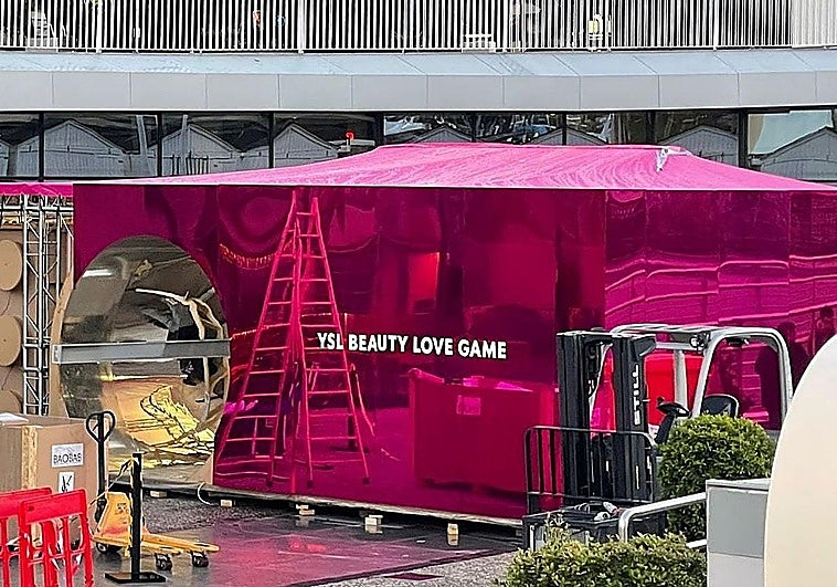 Yves Saint Laurent presenta en Málaga su nuevo perfume con un polo de Jordi Roca